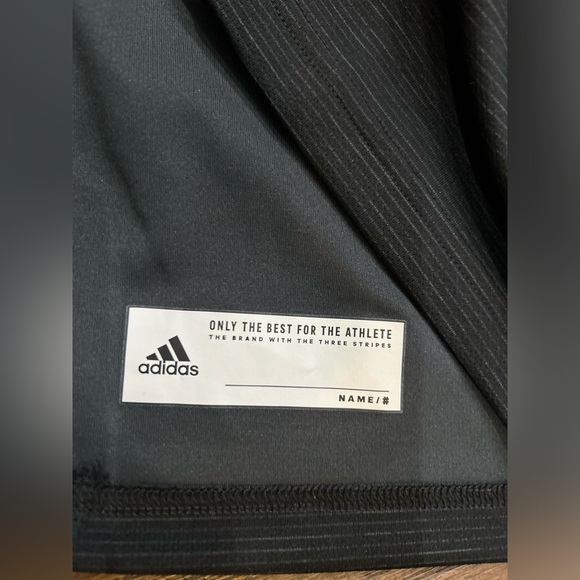 New Adidas Top - Picture 14 of 14